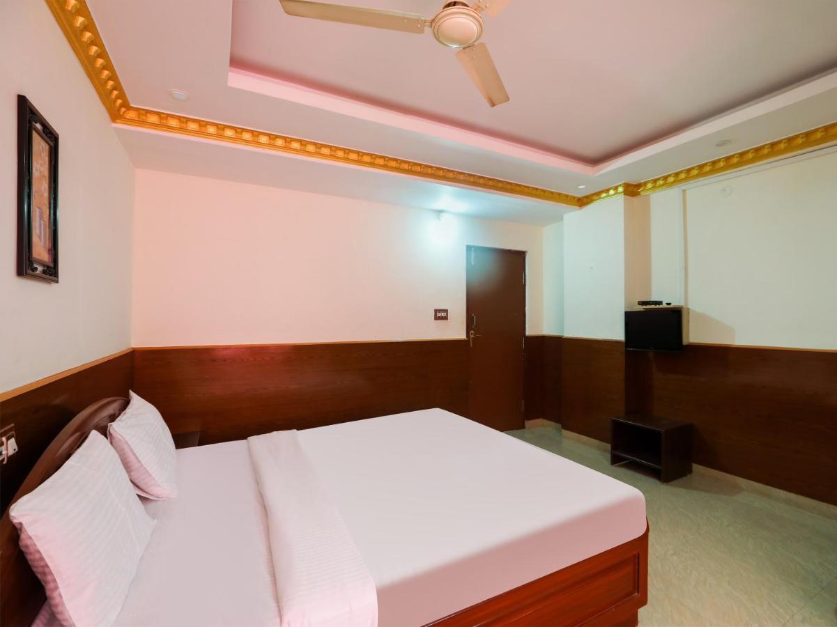Capital O 84002 Hotel Top In Town President กูชาลนาการ์ ภายนอก รูปภาพ