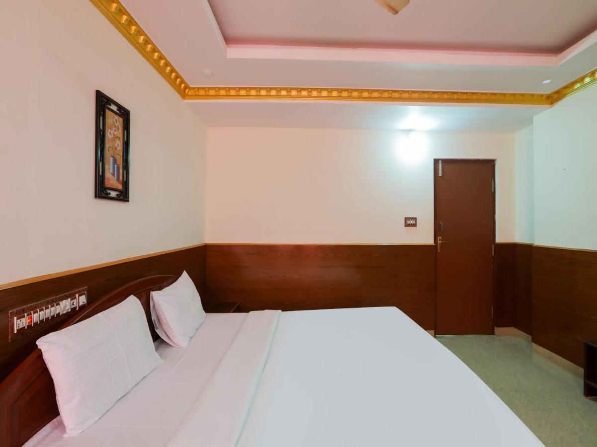 Capital O 84002 Hotel Top In Town President กูชาลนาการ์ ภายนอก รูปภาพ