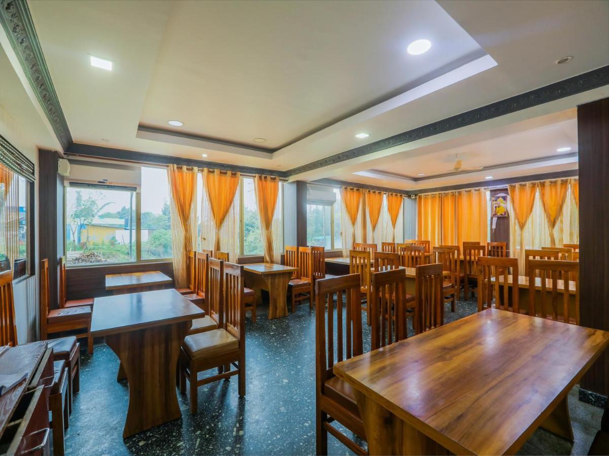 Capital O 84002 Hotel Top In Town President กูชาลนาการ์ ภายนอก รูปภาพ